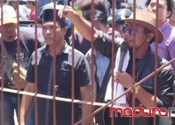 Aktivis Tuding Pemkab Pamekasan Lamban Bagikan Masker ke Warga