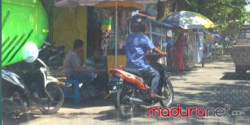 Program Physical Distancing di Pamekasan Dipersoalkan