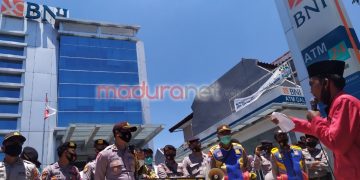 BNI Pamekasan Didemo Karena Loloskan Agen Fiktif Penyalur BPNT
