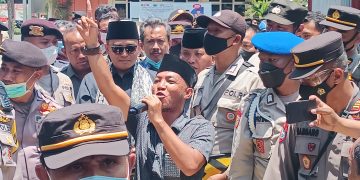 Dinilai Gagal Pimpin Pamekasan Bupati Baddrut Tamam Sindir Politisi PDIP