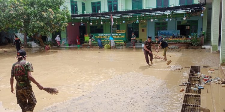 BPBD Perlu Selidiki Aliran Dana Pungutan Pembersihan Lumpur Bekas Banjir