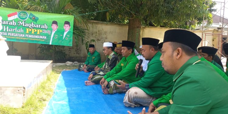 Ziarah Makbarah Tandai Peringatan Harlah Ke-50 DPC PPP Pamekasan