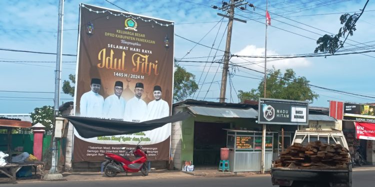Pakai Fasilitas Negara Baleho Ketua PKB Pamekasan Akhirnya Dicopot