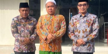 Ra Faisol Pengasuh Ponpes Bata-Bata Pertegas Dukungannya Kepada Kharisma