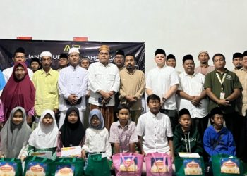 Anak Yatim, Marbot dan Duafa Terima Santunan dari AJP 