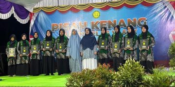 Sembilan Santri Lulusan IBS PKMKK Pamekasan yang Membanggakan