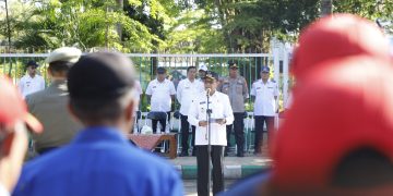 Jelang 100 Hari Kerja Berakhir Bupati dan Wabup Pamekasan Pimpin Penertiban PKL