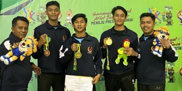 Kakak Beradik Karateka Pamekasan Sumbang Medali Emas dan Perunggu