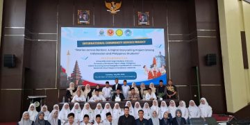 Santri IBS PKMKK Ikut Pertukaran Budaya dengan Mahasiswa Filipina