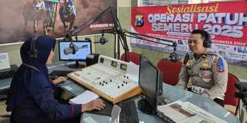 Siaran di Radio, Cara Polres Pamekasan Edukasi Keselamatan Lalu Lintas