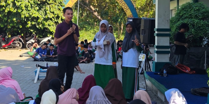 Santri PKMKK Dilatih Peka Bencana