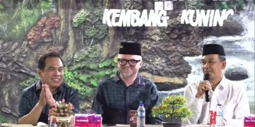 CEO New Zealand Australia Motivasi Santri IBS PKMKK Agar Percaya Diri dan Kritis