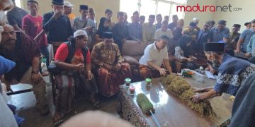 Bupati Kholilurrahman Pantau Langsung Pembelian Tembakau di Gudang Haji Her