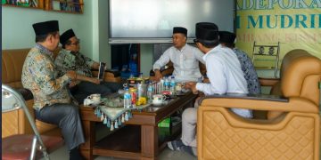 Pejabat Kemenag RI Kunjungi IBS PKMKK Ajak Santri Manfaatkan Teknologi untuk Kepentingan Agama