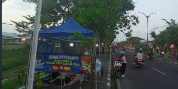 PKL Berjejer di Jalan Trunojoyo Pamekasan, Satpol PP Tunggu Solusi Relokasi