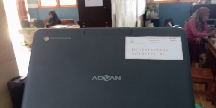 Chromebook di Pamekan Hanya Membebani Anggaran