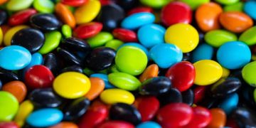 Balita Doyan Coklat ‘Kacamata’ Warna-Warni di Pamekasan Meninggal Dunia