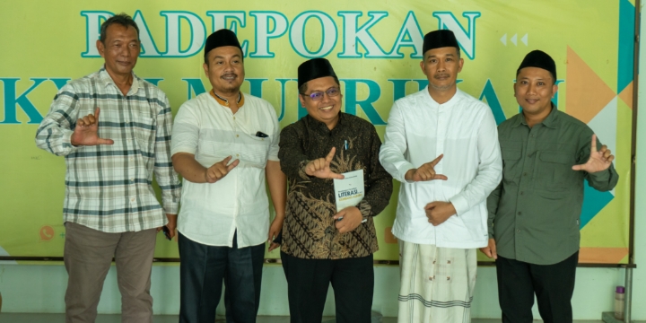 Ketua Departemen Fisika UM Ajak Santri Menulis Karya Bertaraf Internasional