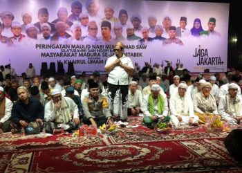 Tugu Monas Penuh dengan Orang Madura dalam Acara Maulid dan Ngopi Bareng Haji Her