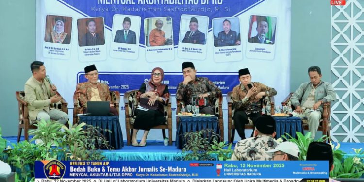 Dies Natalis ke-17 AJP Bedah Buku Mantan Wabup Pamekasan Menyoal Akuntabilitas DPRD
